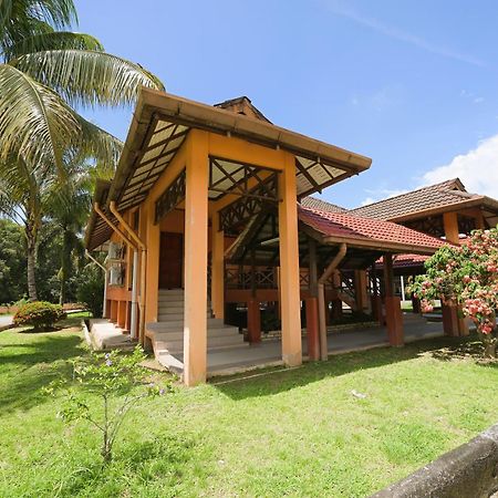 Kesedar Hotel Travel & Tours Sdn Bhd Gua Musang Esterno foto