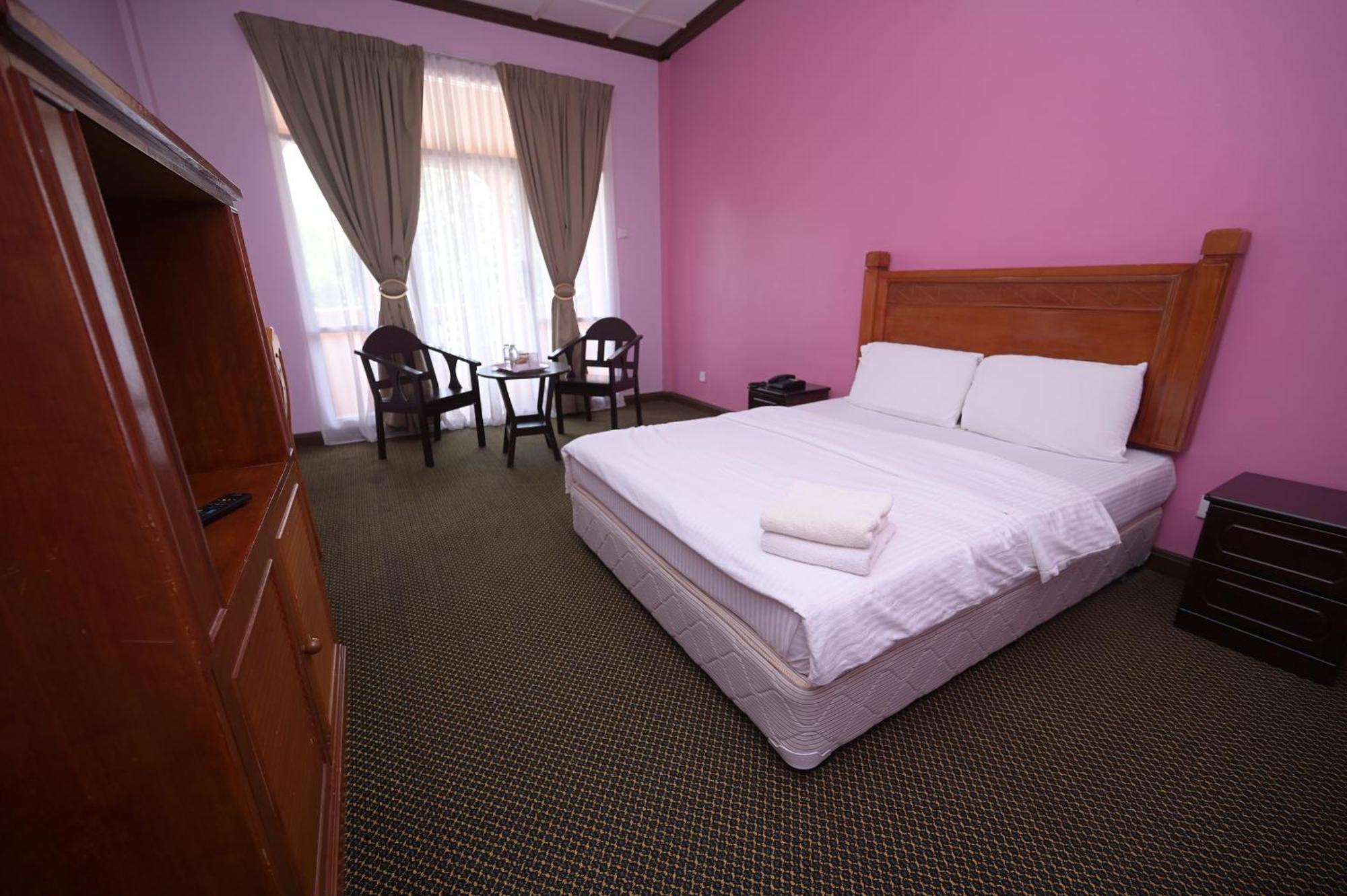 Kesedar Hotel Travel & Tours Sdn Bhd Gua Musang Esterno foto